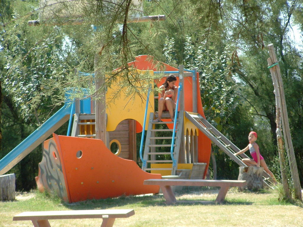 Camping Village Baia del Marinaio Vada Esterno foto