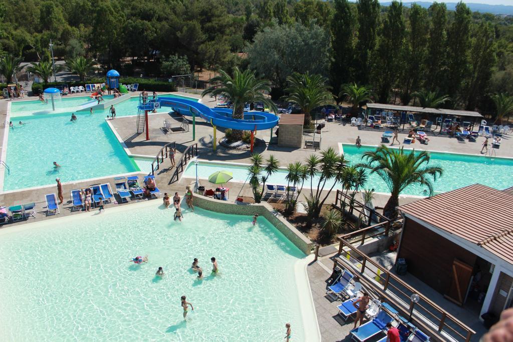 Camping Village Baia del Marinaio Vada Esterno foto