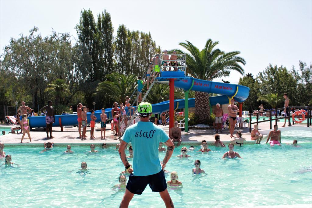Camping Village Baia del Marinaio Vada Esterno foto